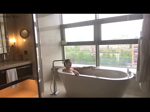 ❤️ Babe izugarria Sutsuki jertzen da bere pussy off bainugelan ❤ Kalitatezko pornoa %eu.pornokey.ruan ❌❤